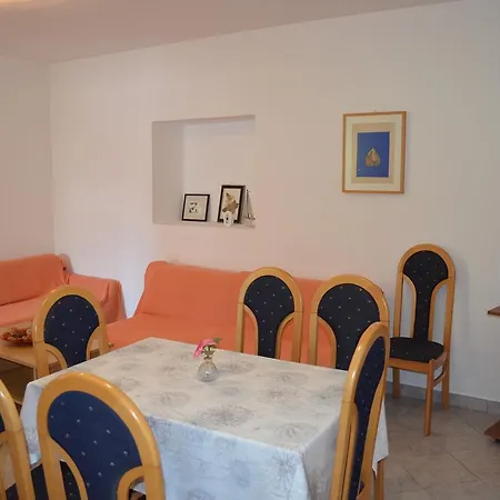 Apartment Petar Draga Bascanska
